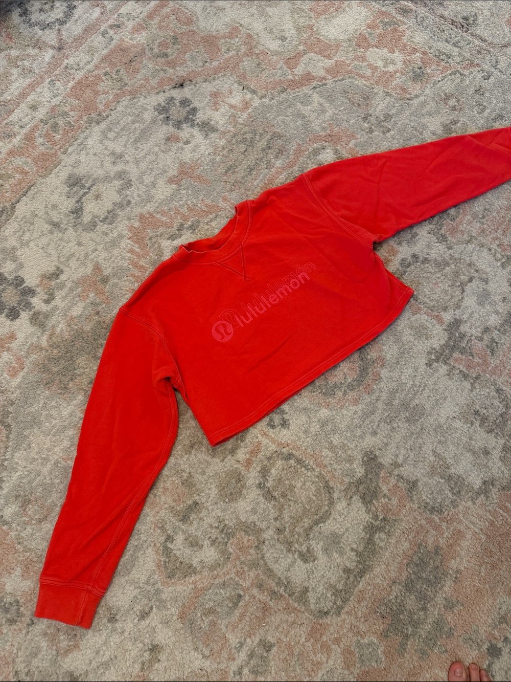 Lululemon Red Cropped Sweatshirt 4